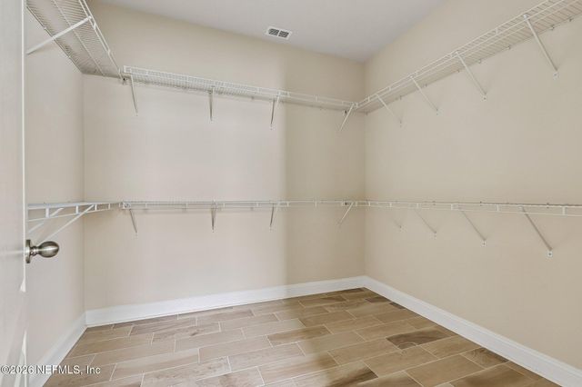 280 QUEEN VICTORIA Avenue, Jacksonville, FL 32259