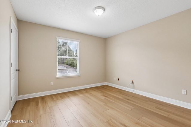 280 QUEEN VICTORIA Avenue, Jacksonville, FL 32259