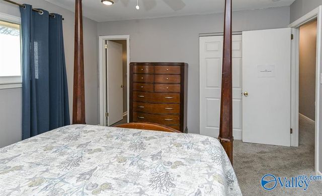 6015 Kimbrell Lane NW, Huntsville, AL 35810