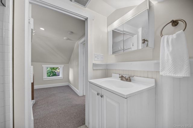 2 Kemble Avenue, Cold Spring, NY 10516