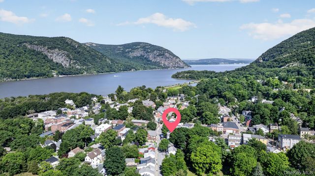 2 Kemble Avenue, Cold Spring, NY 10516