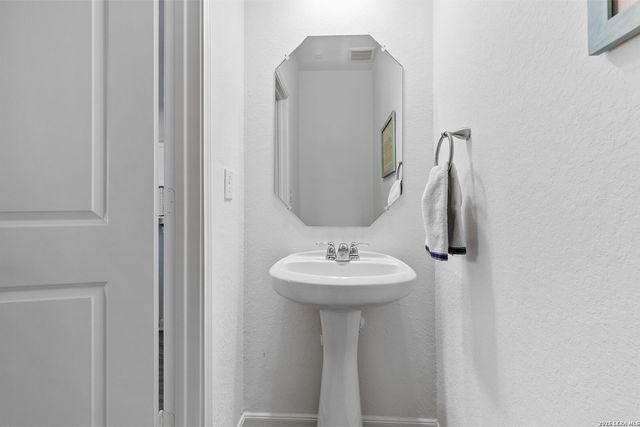 12858 Cygnus, San Antonio, TX 78245