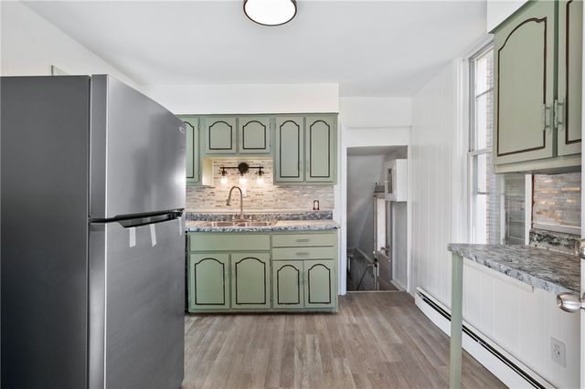 301 N Monroe St, City Of But Ne, PA 16001