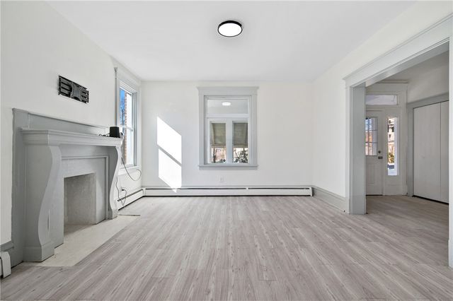 301 N Monroe St, City Of But Ne, PA 16001