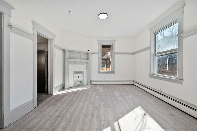 301 N Monroe St, City Of But Ne, PA 16001