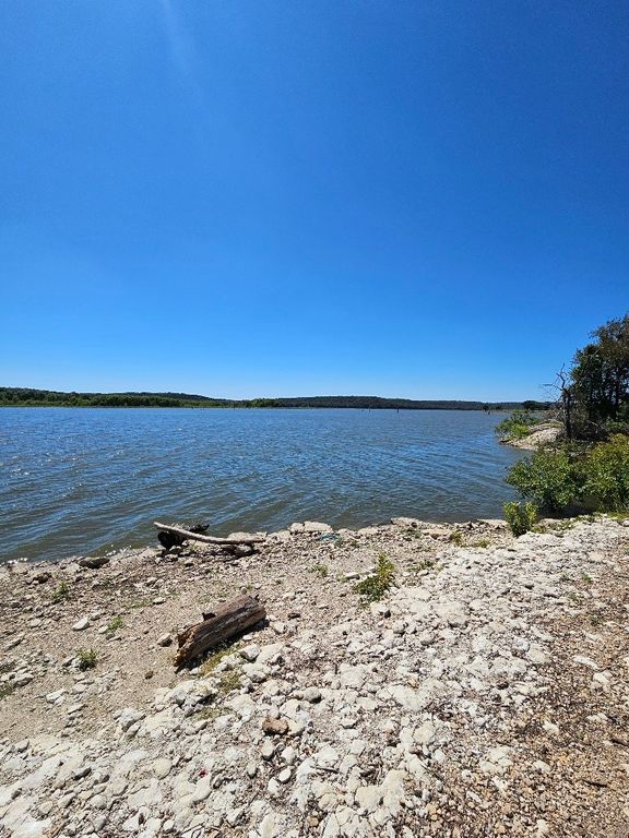 0 Hcr-1104 Loop, Blum, TX 76627