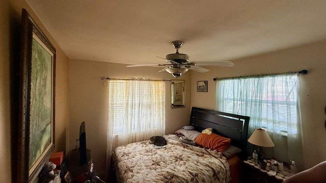 280 NE 40th Court, Oakland Park, FL 33334