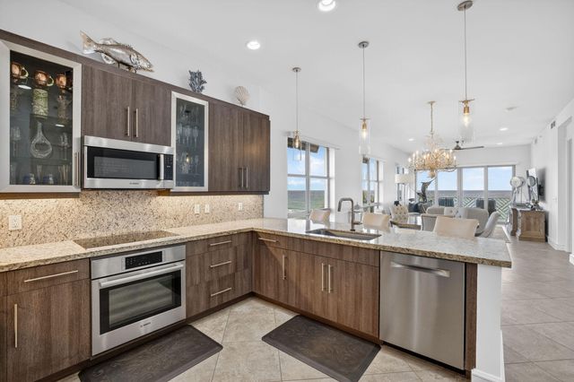 4510 El Mar Dr Apt 405, Lauderdale By The Sea, FL 33308