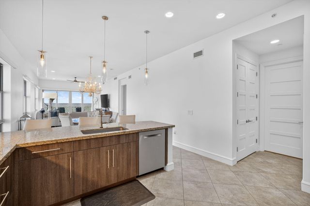 4510 El Mar Dr Apt 405, Lauderdale By The Sea, FL 33308