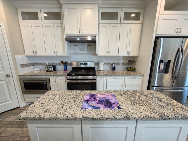 3901 Pennine Way, Corpus Christi, TX 78414