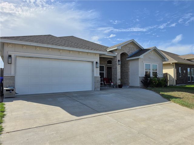 3901 Pennine Way, Corpus Christi, TX 78414