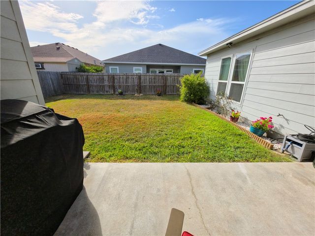 3901 Pennine Way, Corpus Christi, TX 78414