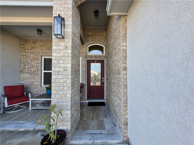 3901 Pennine Way, Corpus Christi, TX 78414