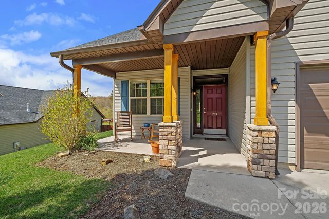 233 Water Leaf Drive, Weaverville, NC 28787