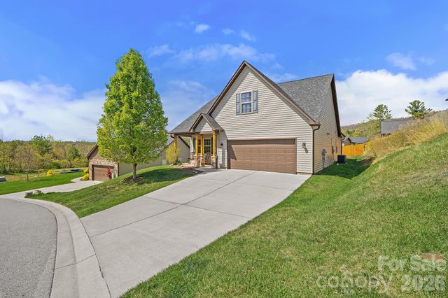 233 Water Leaf Drive, Weaverville, NC 28787