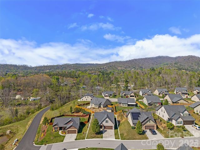 233 Water Leaf Drive, Weaverville, NC 28787