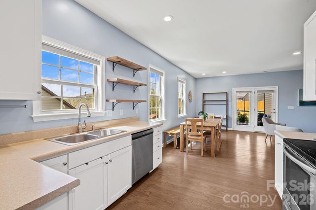 233 Water Leaf Drive, Weaverville, NC 28787