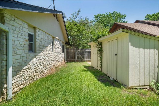 3215 Sesbania DR, Austin, TX 78748
