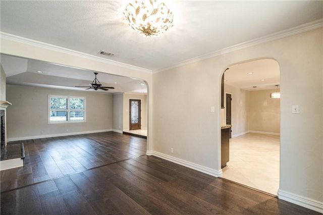 3215 Sesbania DR, Austin, TX 78748