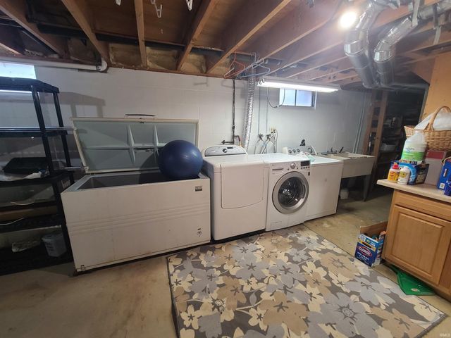 64548 Thorn Road, North Liberty, IN 46554