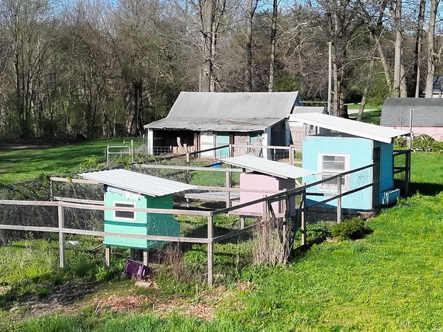 64548 Thorn Road, North Liberty, IN 46554