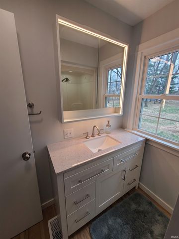 64548 Thorn Road, North Liberty, IN 46554