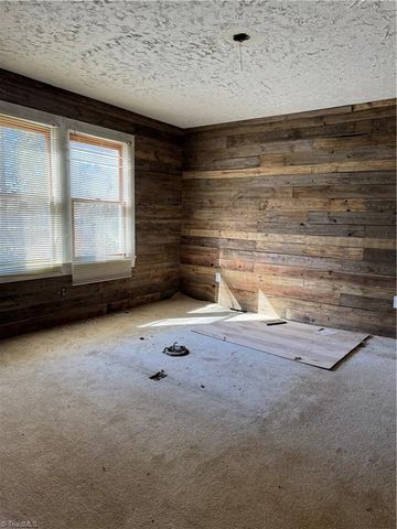 187 Cox Avenue, Linwood, NC 27299