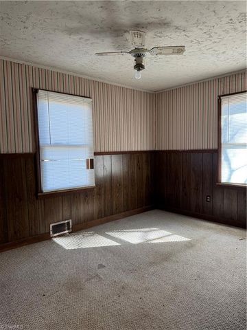 187 Cox Avenue, Linwood, NC 27299