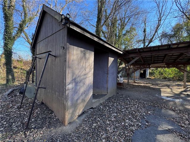 187 Cox Avenue, Linwood, NC 27299