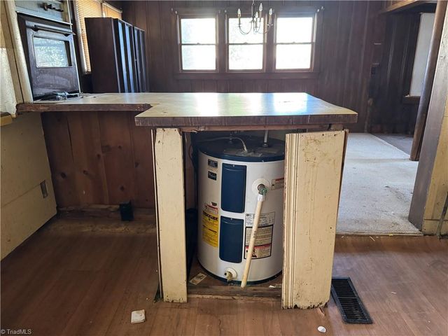 187 Cox Avenue, Linwood, NC 27299