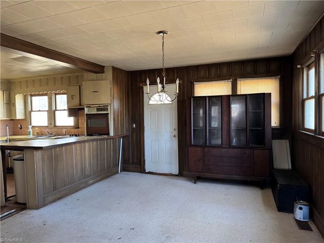 187 Cox Avenue, Linwood, NC 27299