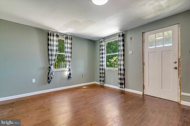 45 W VERNON ST, Summit Hill, PA 18250