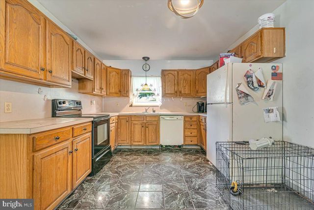 45 W VERNON ST, Summit Hill, PA 18250