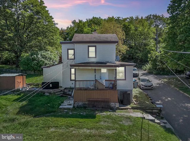 45 W VERNON ST, Summit Hill, PA 18250