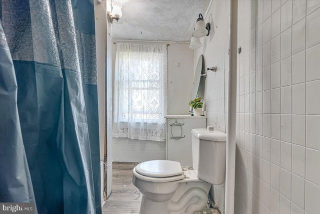 45 W VERNON ST, Summit Hill, PA 18250