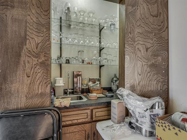 6301 Sunnybridge Court, Oklahoma City, OK 73132