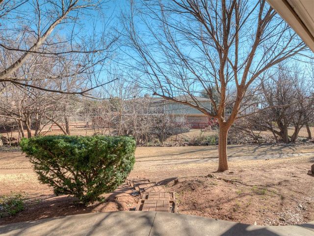 6301 Sunnybridge Court, Oklahoma City, OK 73132