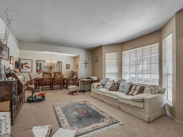 6301 Sunnybridge Court, Oklahoma City, OK 73132