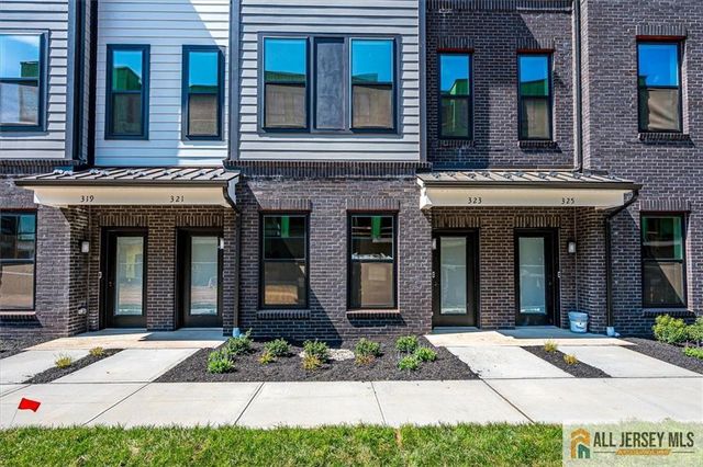 323 Sadie Circle, New Brunswick, NJ 08901
