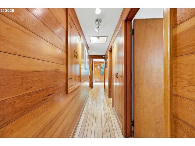 5000 Nw CORNELL Rd, Portland, OR 97210