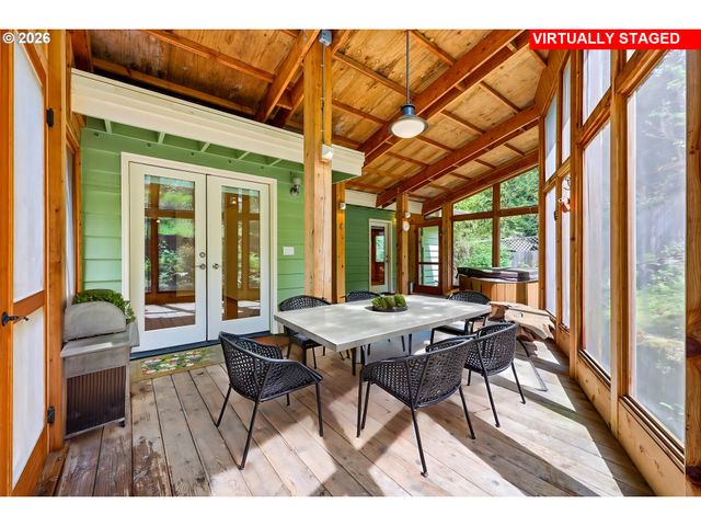 5000 Nw CORNELL Rd, Portland, OR 97210