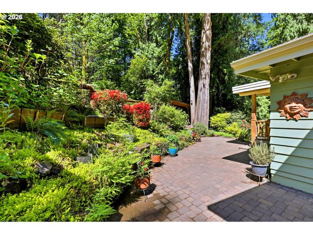 5000 Nw CORNELL Rd, Portland, OR 97210