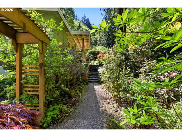 5000 Nw CORNELL Rd, Portland, OR 97210