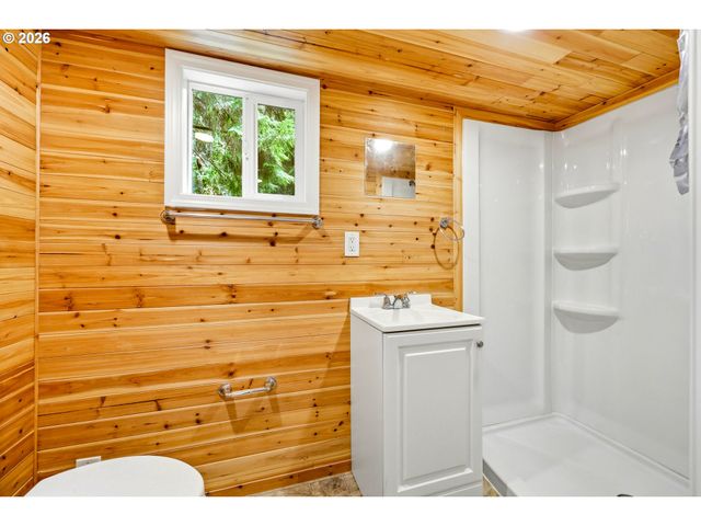 5000 Nw CORNELL Rd, Portland, OR 97210