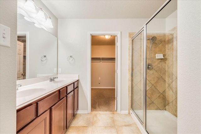 1007 Hometown PKWY, Kyle, TX 78640