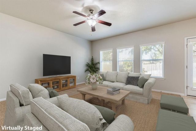 1007 Hometown PKWY, Kyle, TX 78640