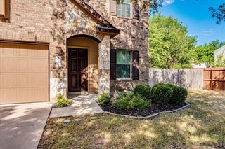 1007 Hometown PKWY, Kyle, TX 78640