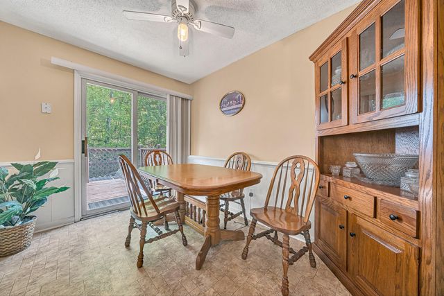 2725 Beaver Brook RD, Salem, VA 24153