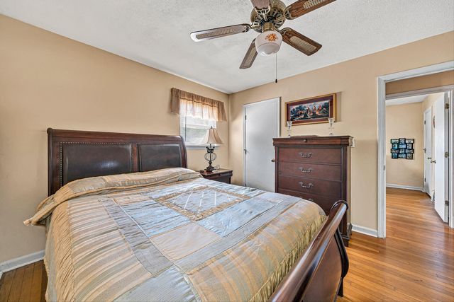 2725 Beaver Brook RD, Salem, VA 24153