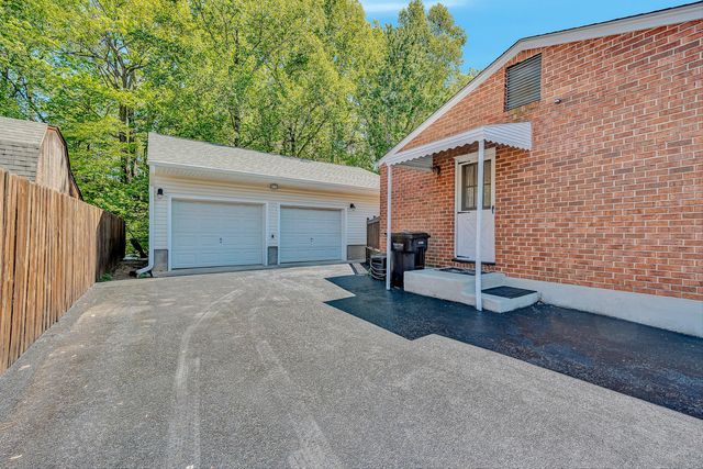 2725 Beaver Brook RD, Salem, VA 24153